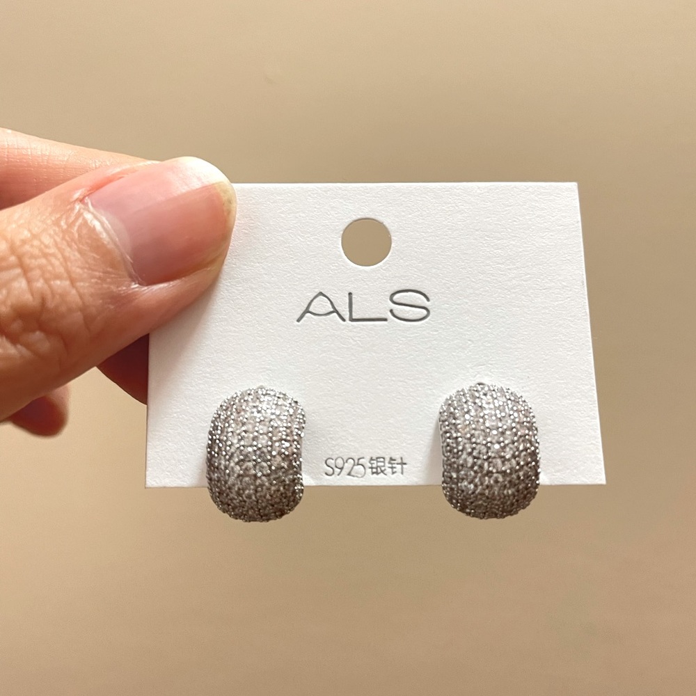 New Elegant Sliver Zircon Rhinestones Stud Earrings